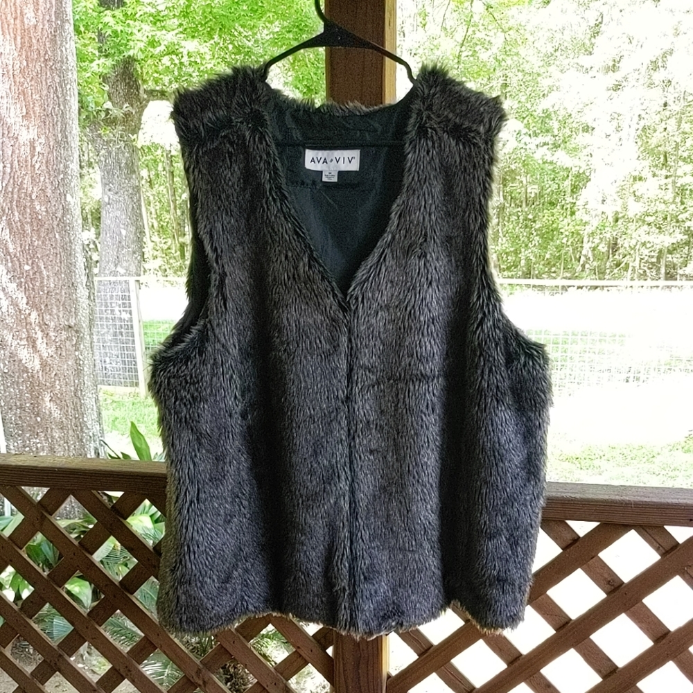 Ava & Viv 3X Brown Faux Fur Vest